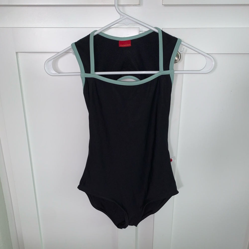 Yumiko Becky leotard
